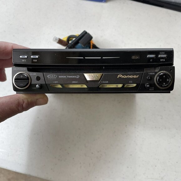 Pioneer AVHP5700DVD Radio DVD Player Tested Working With Box, Wires, Manuals - Picture 5 of 16